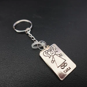 Personalisierter Schlüsselanhänger Tara Reißverschluss Metall Name Kidcore Retro Y2K Geschenk - Bild 1 von 6