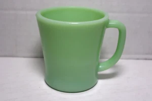 Vintage Fire King Green Jadeite D Handle Coffee Mug Mint Clean - Picture 1 of 5