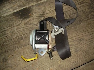 Suzuki grand vitara 5 door drivers front belt in dark grey, 2005 to 2014 - Picture 1 of 1