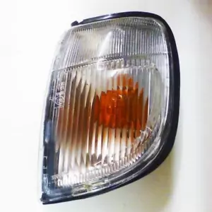 Corner Light LH 1997 1999 2000 Fits Nissan D22 Navara Frontier Ute Indicator - Picture 1 of 6