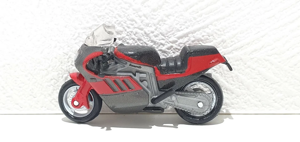 UCC Approx 1/50 Yoshimura SUZUKI GSX-R1100 TORNADO 1200 Motorcycle model - Image 1 of 1