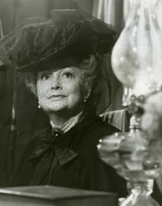 OLIVIA DE HAVILLAND - 10" x 8" b/w Photograph NORTH & SOUTH BOOK II 1986 - Picture 1 of 1