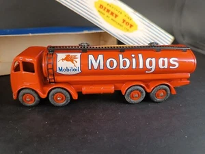 Toys DINKY Nr 941 - Foden 14 Tonnen Tanker Mobilgas - Bild 1 von 9