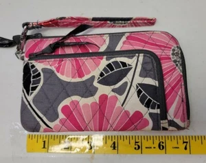 VERA BRADLEY WRISTLET ZIP AROUND WALLET IN CHERRY BLOSSOMS WINTER 2014 - Picture 1 of 9