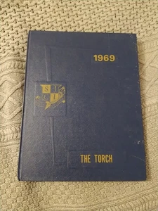 1969 Anuario Colegial St. James "La Antorcha" Assiniboia Manitoba Historia - Imagen 1 de 10