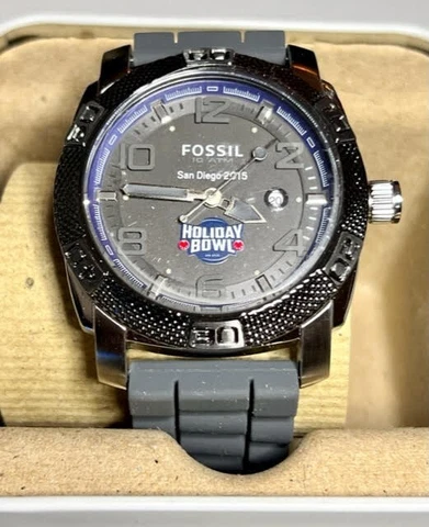 2015 WISCONSIN BADGERS HOLIDAY BOWL CHAMPIONS CHAMPIONSHIP WATCH NOT RING FOSSIL Cover