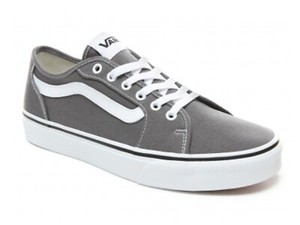 vans grige