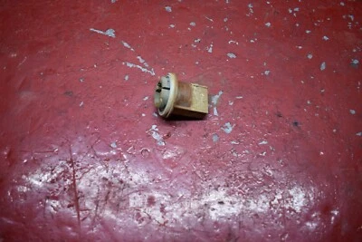 Polaris Sportsman 850 SP 2016 enchufe de luz trasera OEM 4011101 Foto 1 de 3