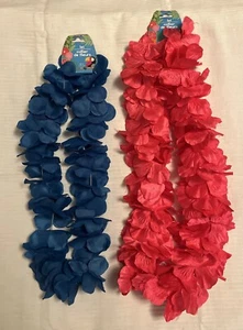 2 Hawaiian Lei blu e rosso 40 e 42 pollici ciascuno festa hawaiana nuovi con etichette - Foto 1 di 5