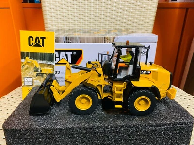 Caterpillar Cat 910K Wheel Loader Engineer Truck 1:32 Diecast Masters DM85294 - Image 1 of 4