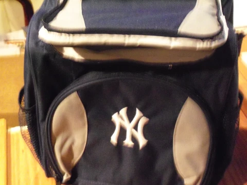 New York Yankees soft side cooler And mini helment & sun glasses Cover