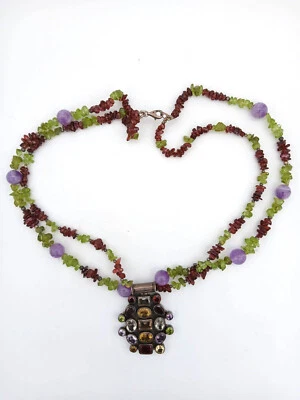 COLLANA CHIPS E CHICCHI GRANATE PERIDOTO AMETISTA CIONDOLO ARGENTO - PIETRE DURE - Immagine 1 di 3
