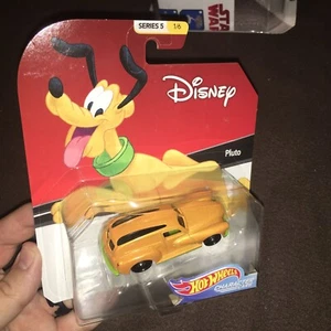 2019 Hotwheels Character Cars Disney Pluto Series 5 1/6 - Picture 1 of 8