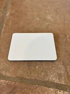 Apple Magic TrackPad White Multi-Touch Surface (USB-C) - Afbeelding 1 van 3