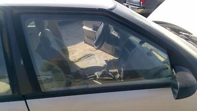 1991-1995 Saturn Sw2 Passenger Right Front Side Window Door Glass Oem - Image 1 of 4