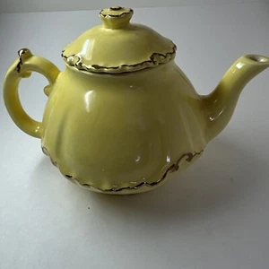 Vintage Yellow Teapot w/Gold Trim - Picture 1 of 9