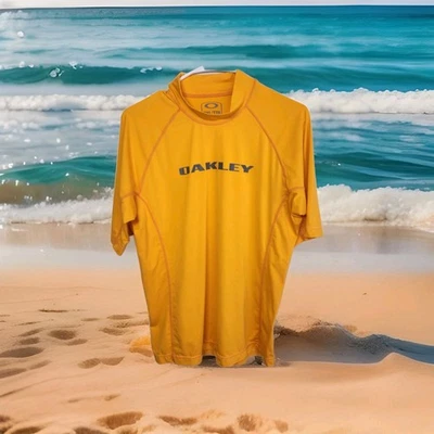 Camisa de playa Oakley Rashguard surf manga corta para hombre XXL amarillo traje de baño 1621 Foto 1 de 4