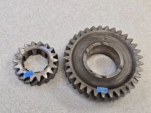 VERY NICE PORSCHE 911 915 TRANSMISSION 2nd SPEED "HX" GEARSET 18:33 #36 - Picture 1 of 10