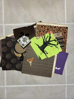 DISCONTINUED RARE GRAPHIC 45 HALLOWEEN IN WONDERLAND 12X12 CARDSTOCK PAPERS #5 - Image 1 of 4