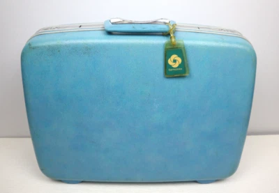Vtg Midcentury Suitcase Luggage Samsonite Silhouette 20x16 Light Blue Hard Shell - Image 1 of 4