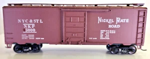 HO Scale 40 ft Box Nickel Plate Road Kadee Couplers Metal Wheels - Picture 1 of 7
