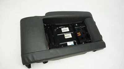 Cubierta reposabrazos asiento trasero Audi Q7 2011 2012 2013 2014 2015 segunda fila Foto 1 de 3