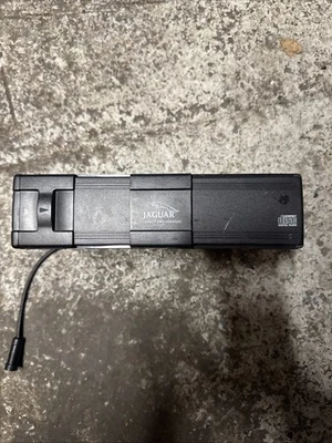 Jaguar XJ X308 XK8 DAIMLER CD CHANGER LNC4160AA Fully Checked And Warranted - Image 1 of 2