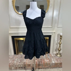 Hollister Minikleid schwarz Puffärmel klein gesmokt Taillentaschen gefüttert - Bild 1 von 12