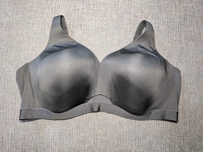 Sujetador Cacique 50DDD Ligeramente Forrado Sin Alambres Negro Lane Bryant Inalámbrico Talla Grande Foto 1 de 4