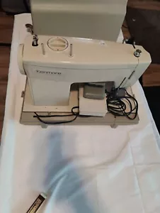 Vintage Sears Kenmore Nähmaschine Frontlader Modell # 158.13470 SN:0042029 - Bild 1 von 5
