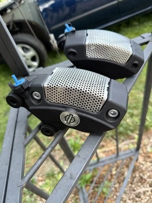 Calipers Brake Set Harley Davidson  Brembo OEM + comes with washers, included - Image 1 of 4