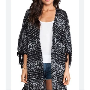 Free People Kimono Cardigan Poncho XS/SM Black Metallic Relaxed Fringe Boho Open - Picture 1 of 12