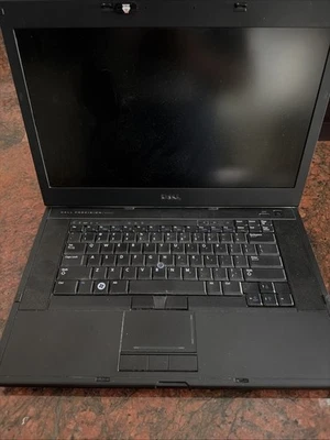 SSD Dell Precision 4500 8 GB RAM 128 GB Foto 1 de 4