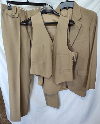 JOHN ALEXANDER Men's 3pc Suit Tan 38 - Image 1 of 4