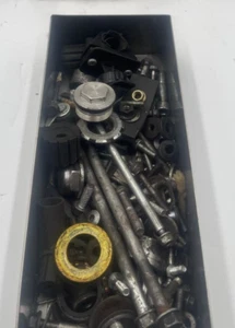 SCHRAUBENSATZ + GUMMIS - HONDA CBF 600 2004-2005 - Bild 1 von 1