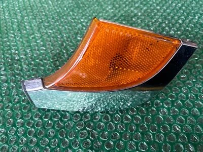 2006-2009 SAAB 9-5 front Left headlight corner marker light lamp lens OEM - Image 1 of 4