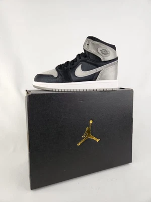 Jordan Little Kid's 1 Retro Alto OG 'Satin Shadow' Negro Gris Tenis Talla 12c Foto 1 de 4
