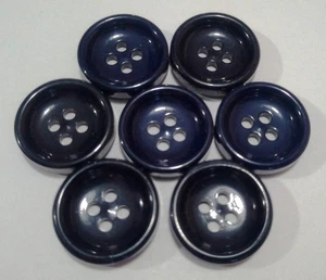 BOTTONI PER ABITO O CAMICIA 4 FORI NERO 17 mm - Foto 1 di 2