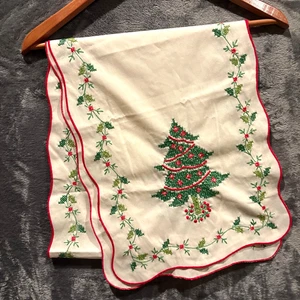 Table Runner Christmas Tree Holly Red Trim Red Green White 12.5x64" - Picture 1 of 6