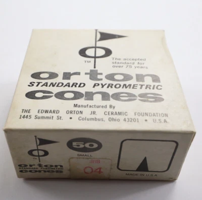 Caja De 50 Conos Pirométricos Estándar Orton Pequeños 1 1/8" Talla #04 Nuevos NOS Foto 1 de 4