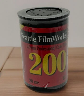 VTG Seattle Film Works DX 35mm ISO 200 Color Film Roll 20 Exposures SEALED ROLL - Image 1 of 4