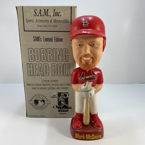 MARK MCGWIRE ST. LOUIS CARDINALS S.A.M. SAM Bobblehead NODDER in BOX porcelain Cover