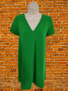 WOMENS ZARA TRF GREEN SHORT SLEEVE SHIFT DRESS SIZE EUR SMALL V-NECK ZIP BACK - Picture 1 of 5