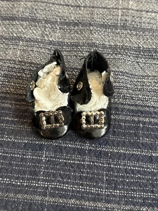 "Zapatos vintage de 1,75"" para muñeca antigua o vintage tela de aceite encaje negro con corbata" - Imagen 1 de 5