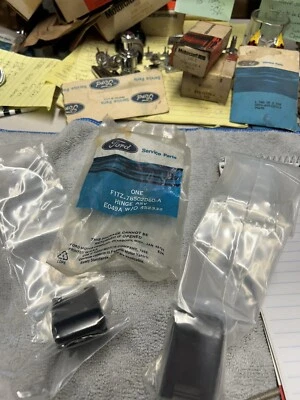 Conjunto de bisagras techo corredizo Explorer 1991-1994 como nuevo F1tz-78502D60-A 1992 1993 Foto 1 de 4