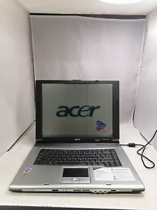 FOR PARTS 15" Acer TravelMate 4001LCi (Pentium M 715/1.5GHz/NO HDD) - Picture 1 of 11