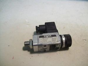 NUOVO NOSHOK 400-1-2-150/1700-8 PRESSIONE MECCANICA SW 150-1700PSI 4A/250VAC P4992 - Foto 1 di 4