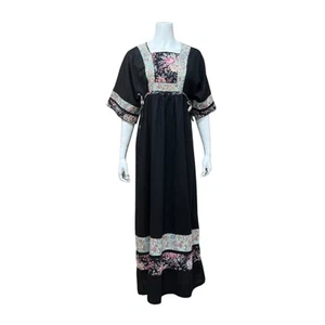 Vintage 70s JCPenney Loungewear House Dress Black Floral Muumuu Size Medium - Picture 1 of 18