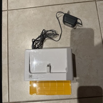 Kodak 4x6 inch Instant Photo Printer ****READ DESCRIPTION **** Parts Only - Image 1 of 2