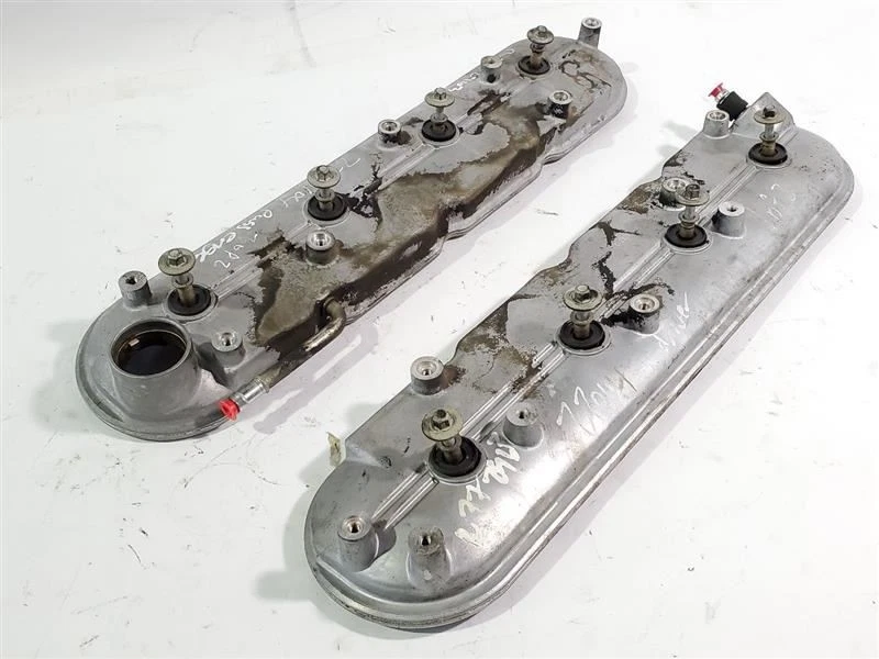 一对阀盖 6.2L 原始设备制造商 2007 凯迪拉克凯雷德 ESV — 第 1/4 张图片